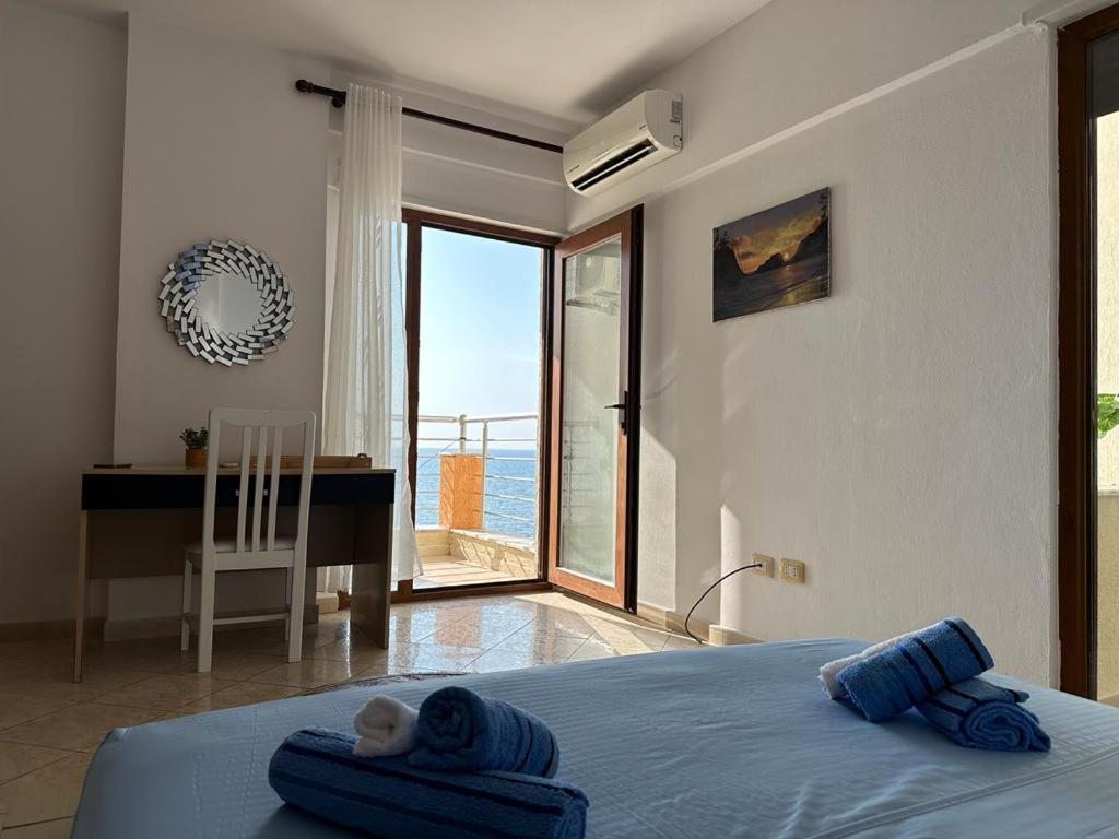 Amazing Paradise Sensation 2 Bedroom Luxury Apartment With A Jacuzzi Durrës Exterior foto